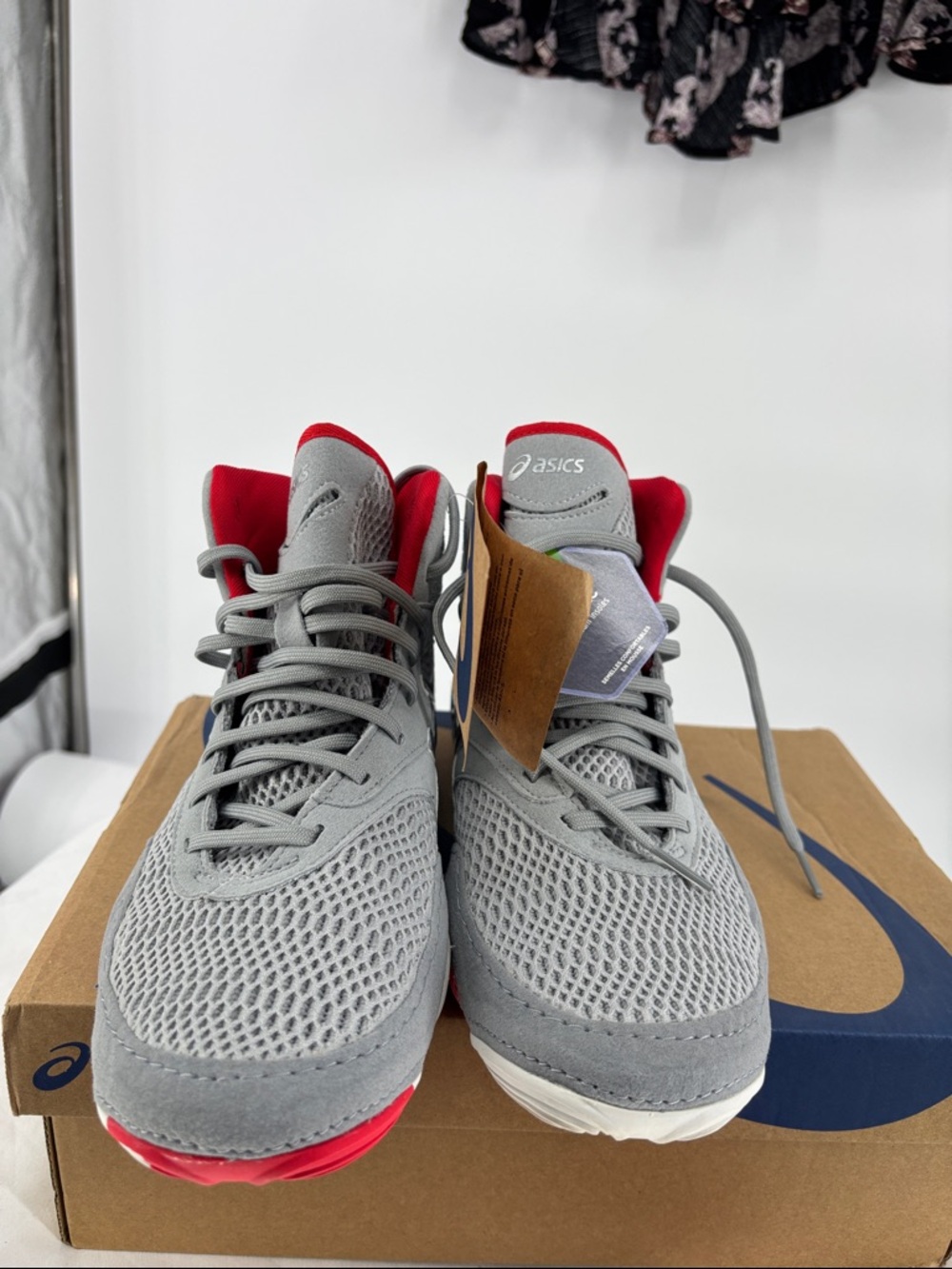 ASICS MATBLAZER Piedmont Ortholite  grey /classic red lace up shoes 8.5 NWT - Picture 6 of 15